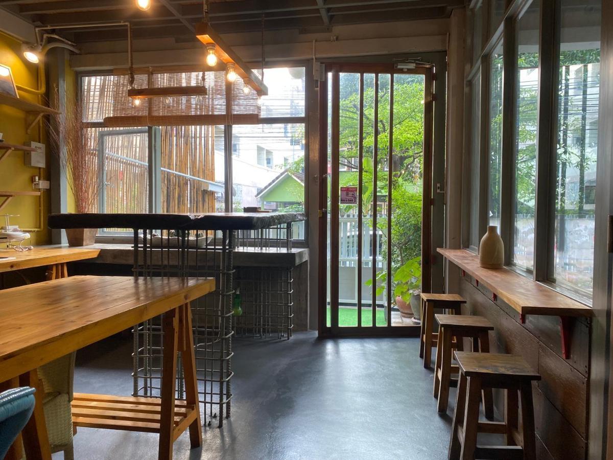 Nesuto Hostel Ramkamhaeng 52 Bangkok Exterior foto
