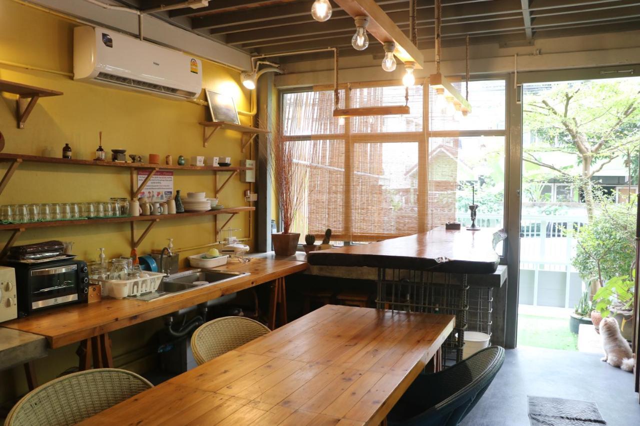 Nesuto Hostel Ramkamhaeng 52 Bangkok Exterior foto