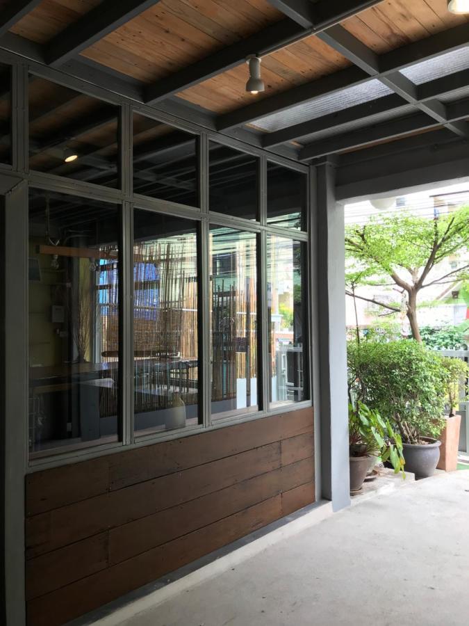 Nesuto Hostel Ramkamhaeng 52 Bangkok Exterior foto